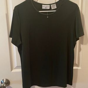 Kathy Ireland Green XL New W/O Tag Short SleeveTop